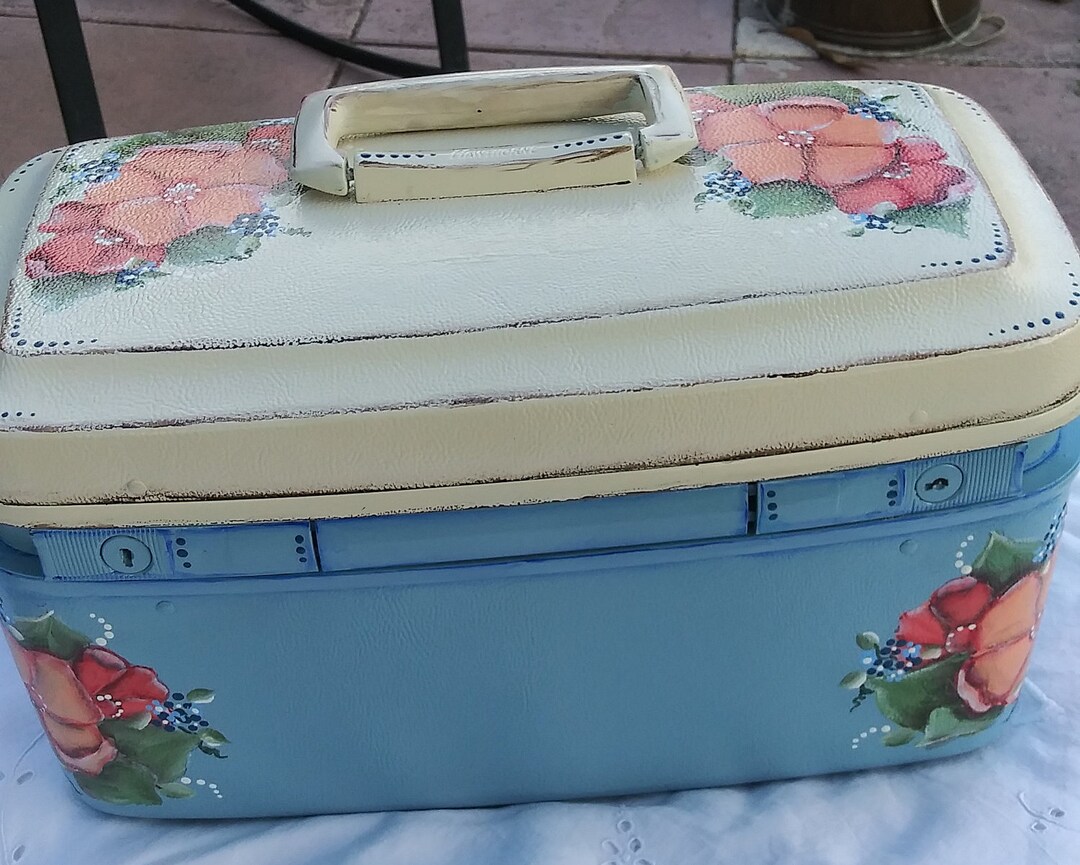 A Beautifully Hand Painted Ladies Train Case Cosmetic Case Etsy