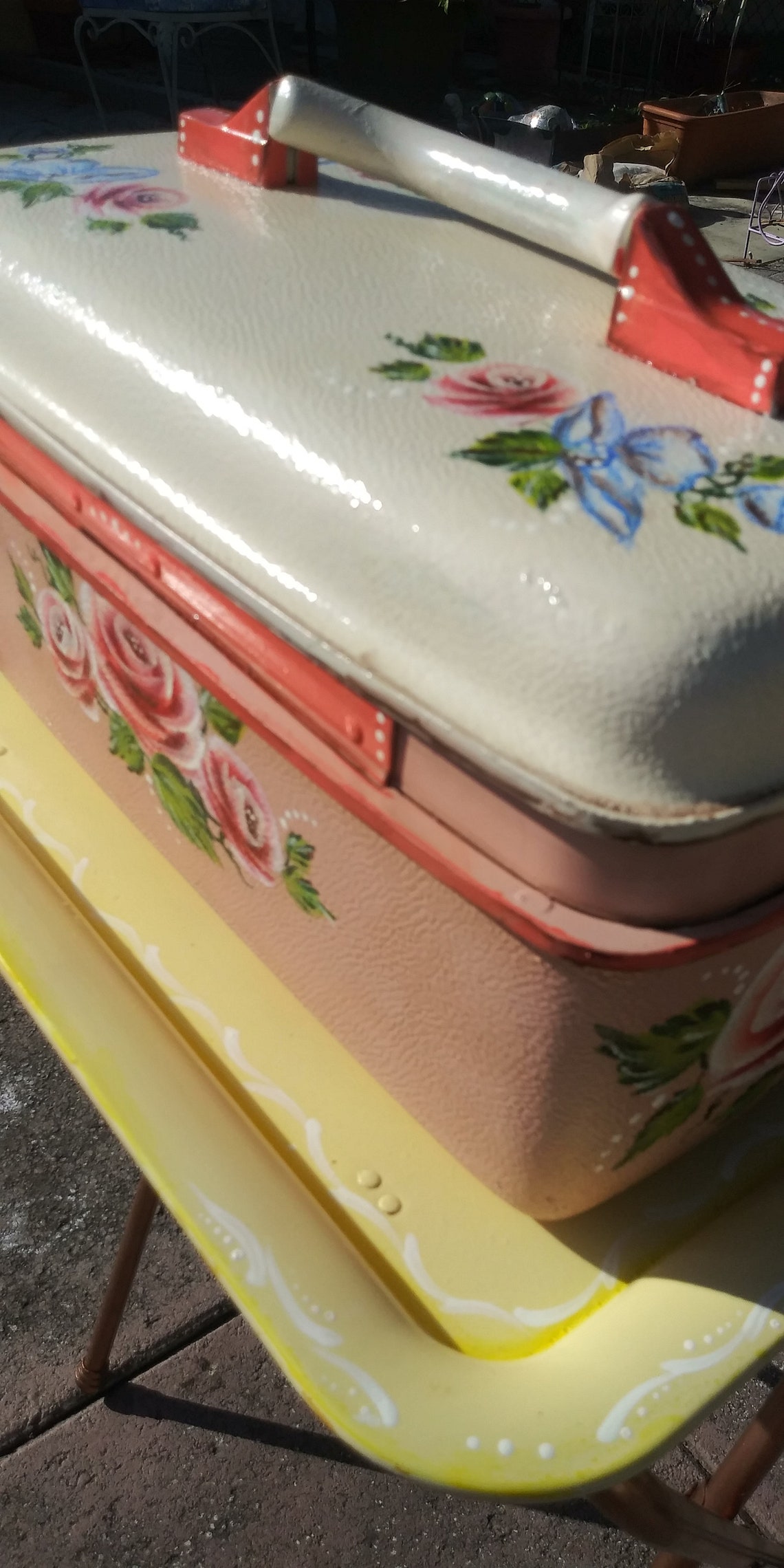 A Beautifully Hand Painted Ladies Train Case Cosmetic Case Etsy