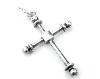 Design, vintage, croix en argent vintage, croix vintage, crucifix en argent, crucifix vintage, argent sterling, argent véritable, forme simple