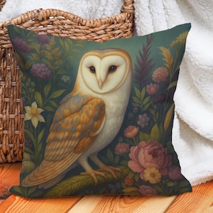 Barn Owl Cushion Cover with Floral Garden Design, Vintage Woodland Bird Throw Pillow for Cozy Decor or Gift for Her, Multiple Sizes