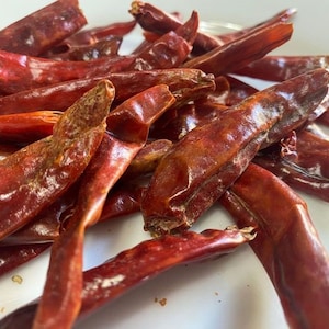 Cayenne Chillies  (Dried whole) Spices  25 grams
