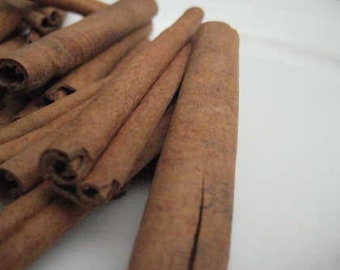 Cassia Quills (Whole or Cut) - Cinnamomum aromaticum -Spices - 100 grams