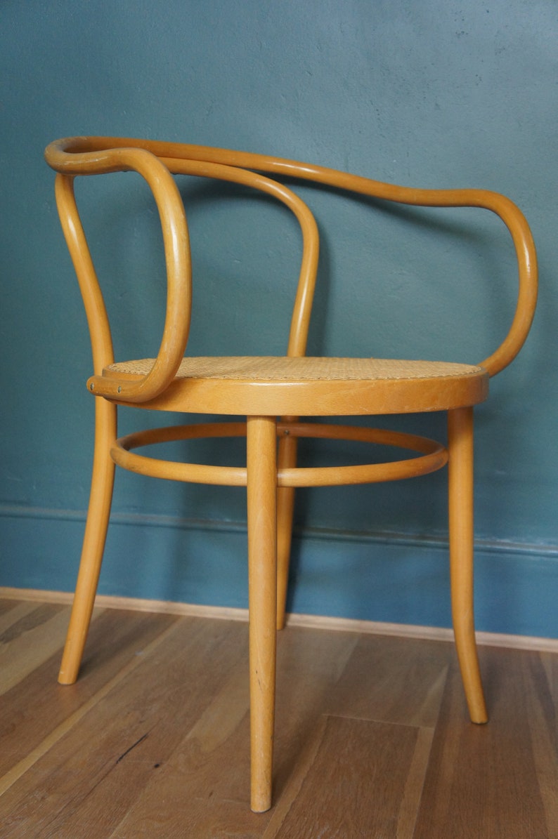 thonet le corbusier chair