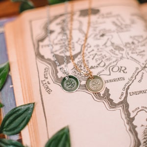 Collier trou The Halfling, gold filled 14 carats ou collier en argent sterling
