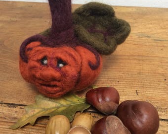 Felted Halloween/Thanksgiving pumpkin face
