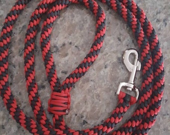 Paracord pet leash: 4'-8'