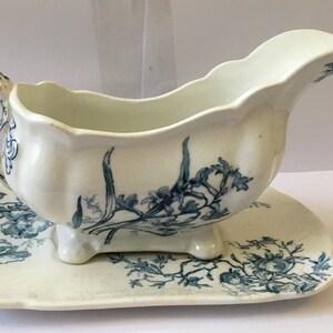 Antique Royal Doulton Burslem Arundel Pattern Blue & white Gravy Boat and  Under plate 1900&#39;s  Free Shipping