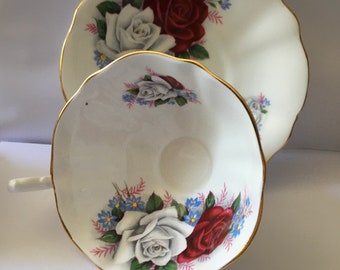 Vintage Footed Queen Anne Tea Cup and Saucer * Red and White Rose * FREE SHIPPING