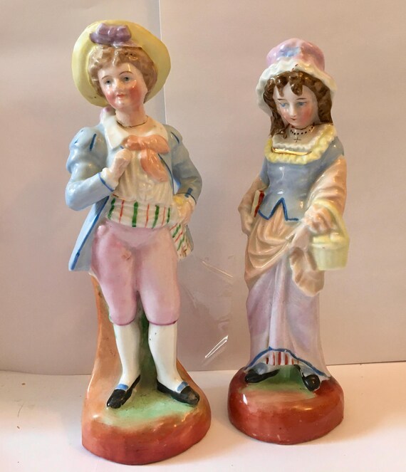 Antike deutsche Bisquit Porzellan Figuren: Junge und Mädchen Set