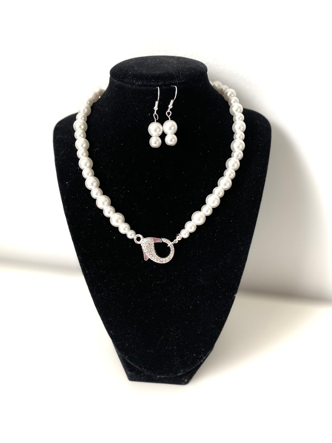 Large Pearl Stone White Statement Necklace 17