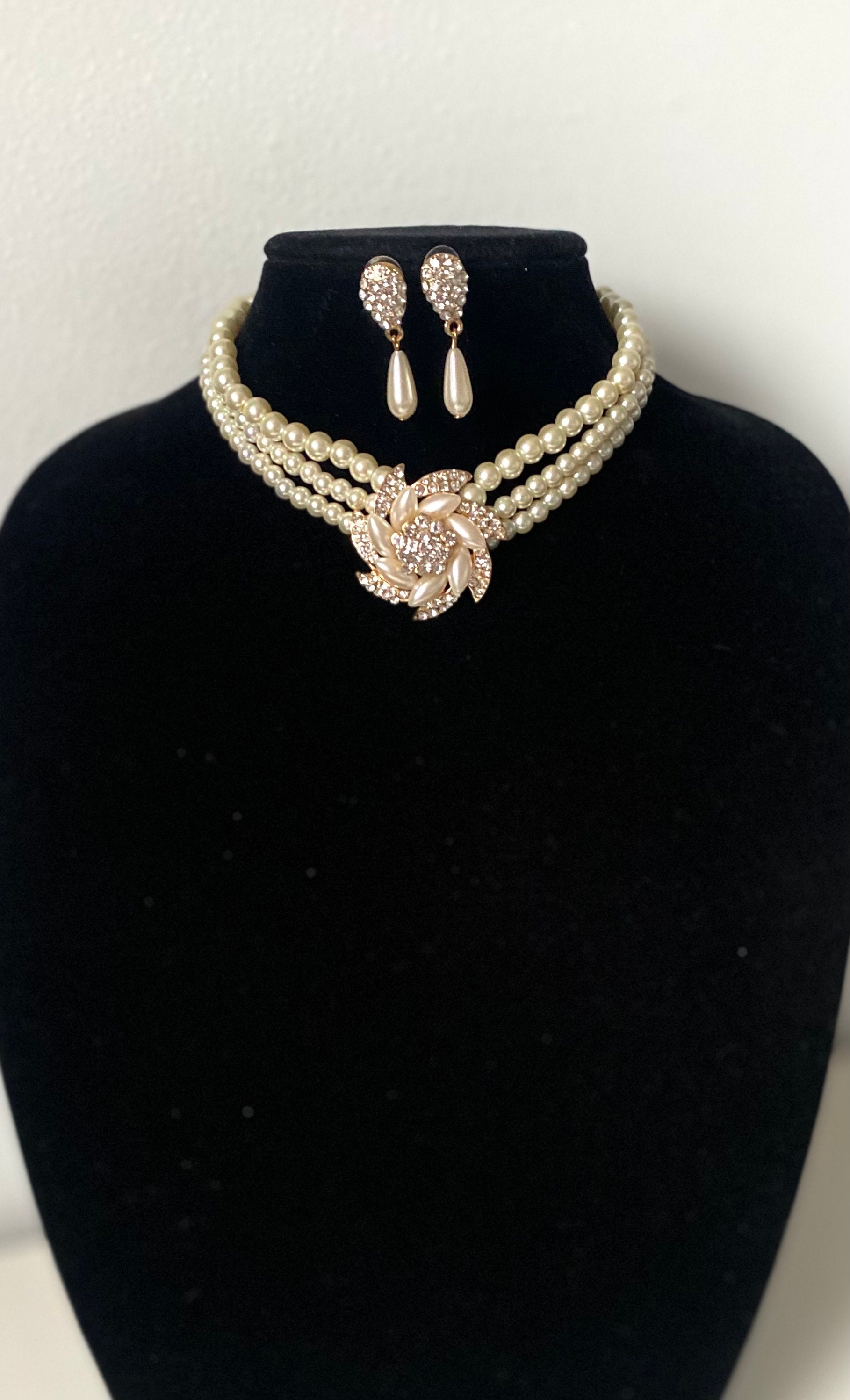 Pearl Brooch Necklace Earrings Set 