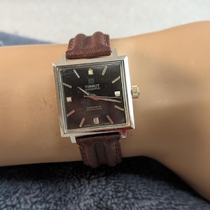 Fantastic and Unusual Tissot Visodate Seastar Automatic Men&#39;s Watch with Square case - Stainless Steel Bezel Fine 21 jewel Swiss Movement