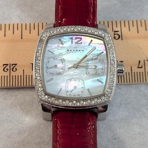 Skagen Mother of Pearl - Etsy display picture 3