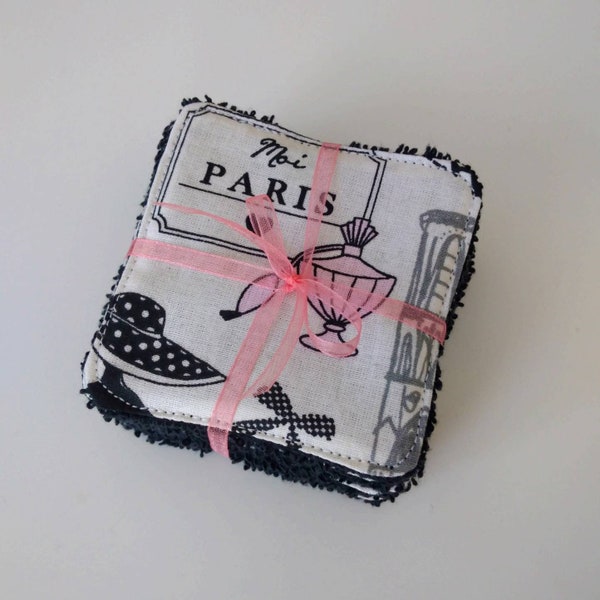 Lot de 8 lingettes demaquillantes lavables noir, rose et or "La petite robe noire à Paris"