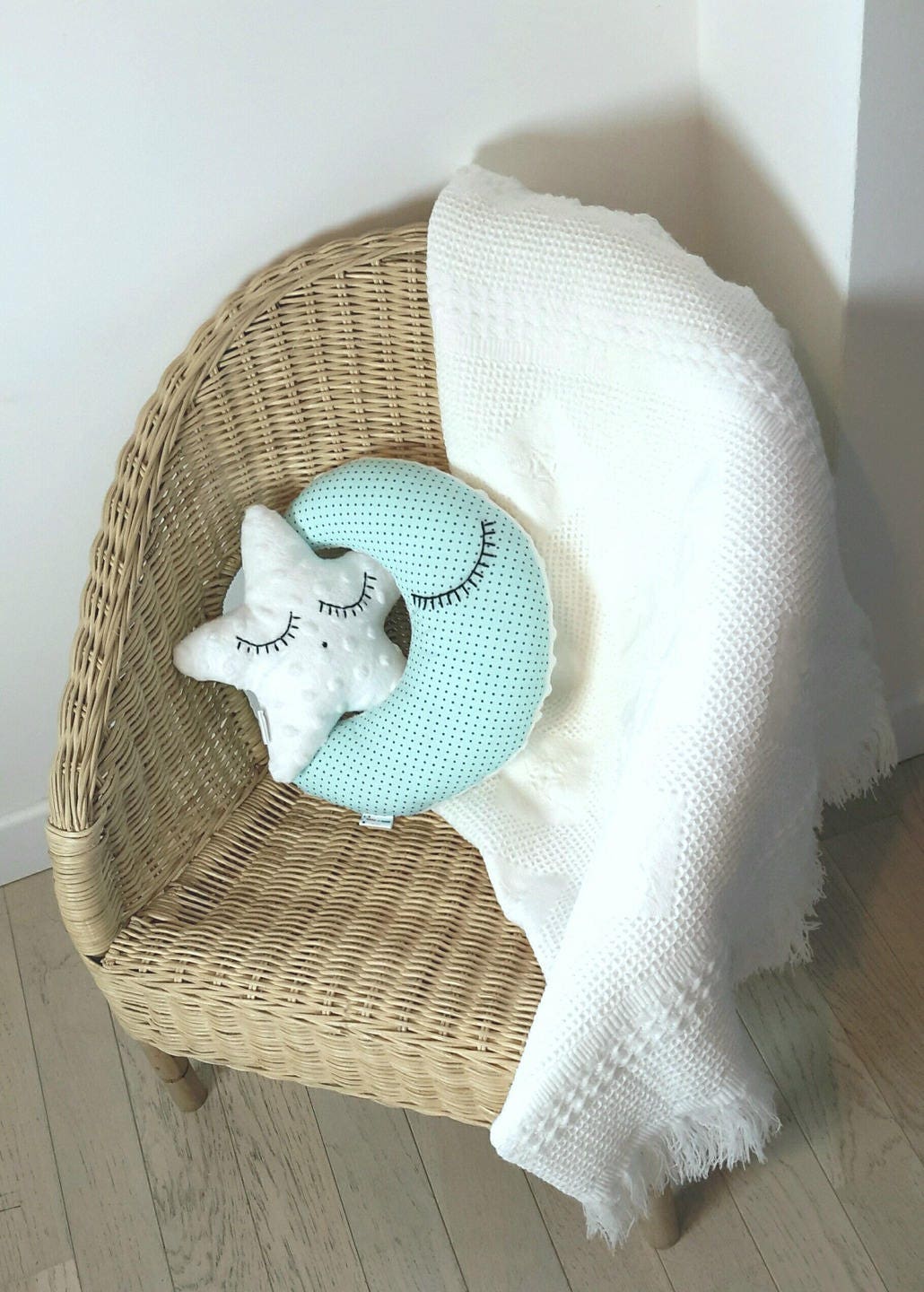 Petit Coussin Lune Mint et Blanc/Coton Velours Minkee - Mixte