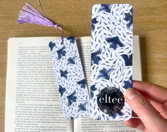 Watercolour Manta Rays: Illustrated Paper Bookmark