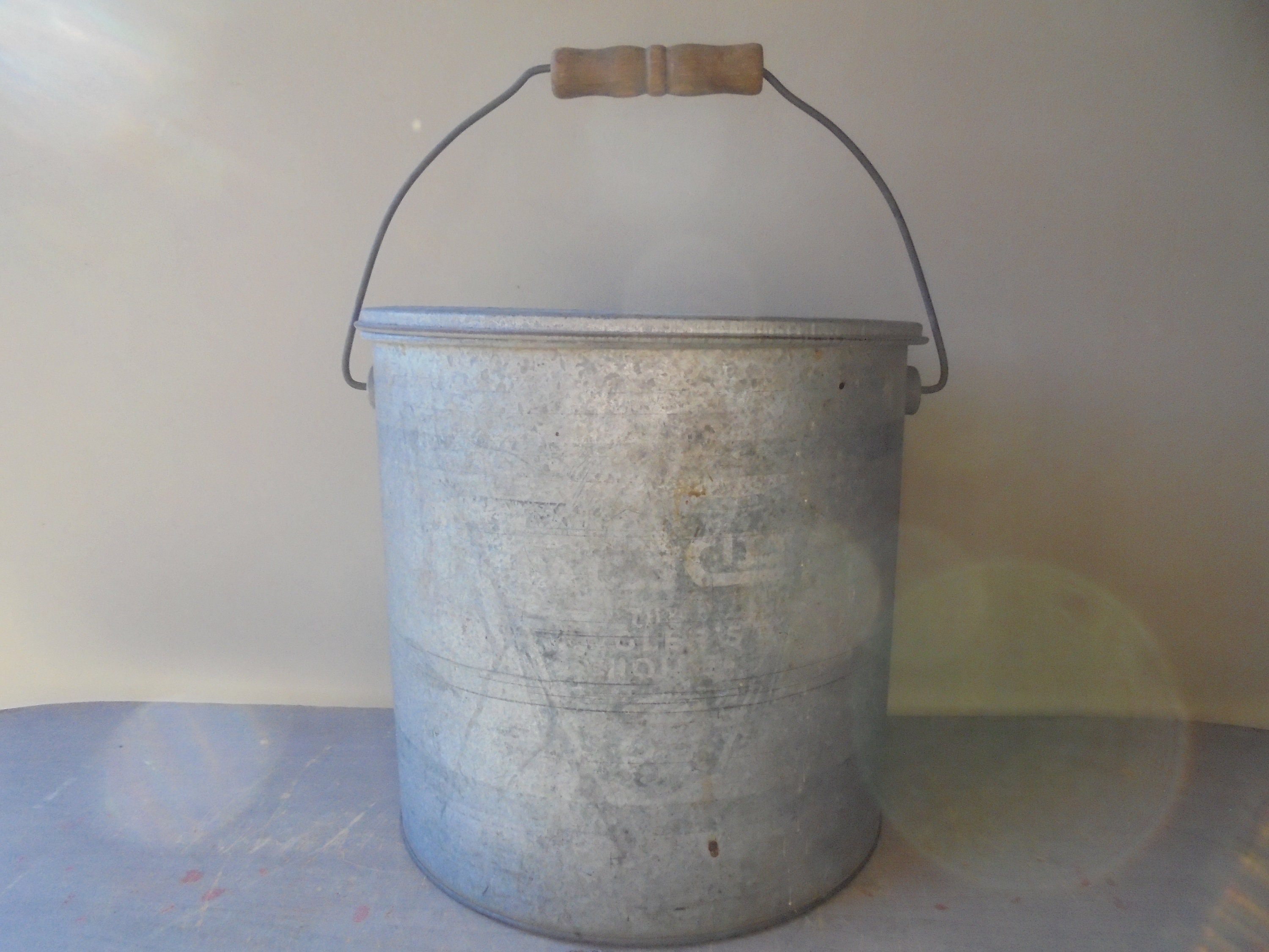 Vintage Galvanized Metal Bucket With Handle 