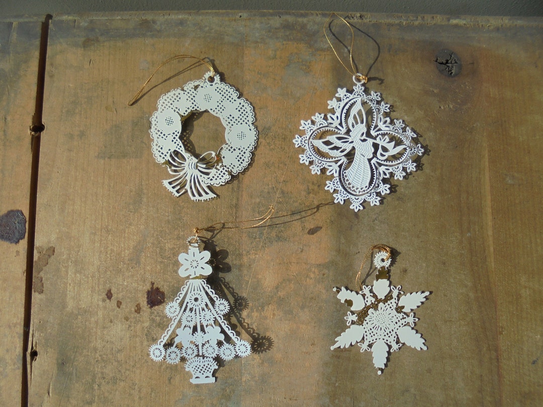 Vintage White Christmas Tree Ornaments, White Lace Metal Holiday