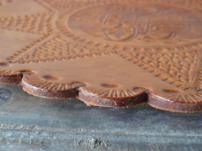 Free Shipping Vintage Costa Rica Souvenir Star Pattern Wall Hanging Vintage Leather Platter