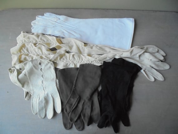 Vintage LOT of Women's Gloves, Ladies White Eveni… - image 1