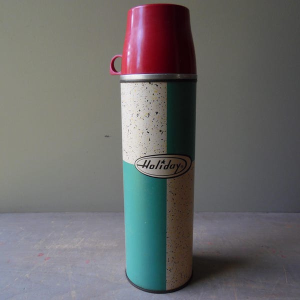 Termo navideño vintage de un cuarto de galón de The American Thermos Products Co., TheEarlyBirdFinds