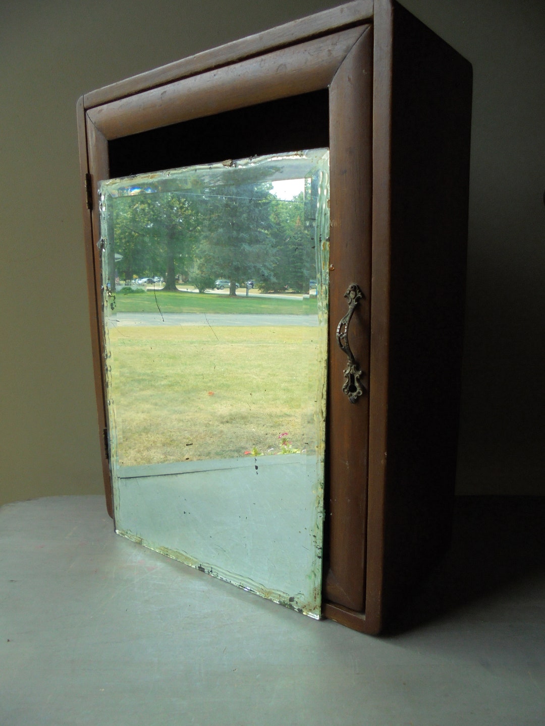Vintage Wooden Medicine Cabinet With Mirror, Adjustable Shelf Storage ...
