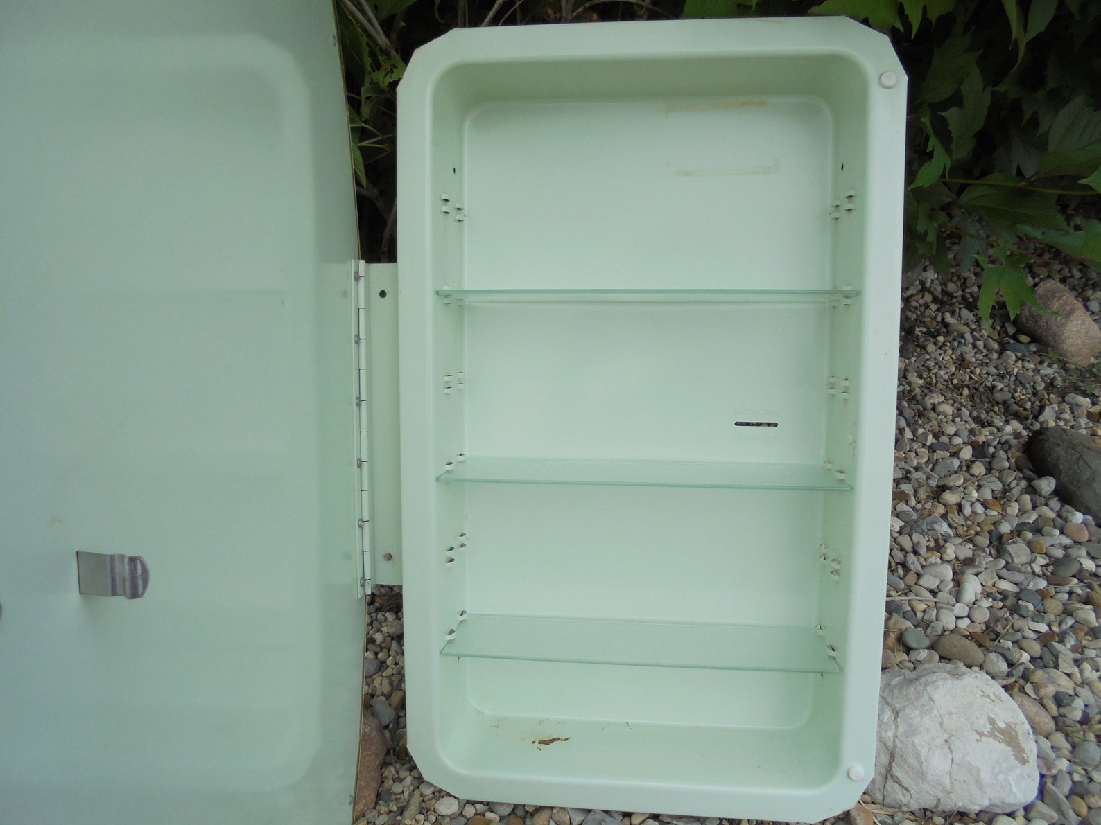 Vintage Recessed Medicine Cabinet With Oval Mirror - Etsy