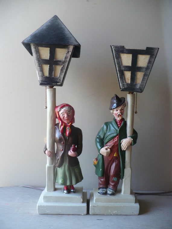 Vintage Chalkware Lamp Set of Two Table Lamps Hobo on Lamppost