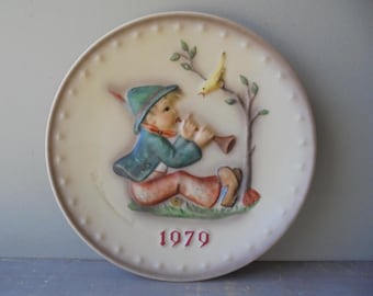 1979 Goebel M.J. Hummel Singing Lesson Collectible Plate, Vintage Display Plate, , TheEarlyBirdFinds
