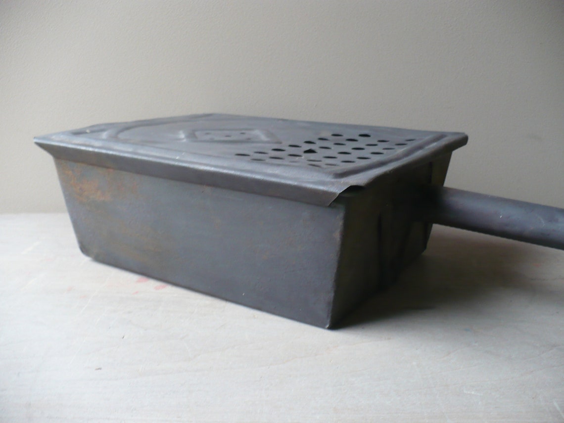 Vintage Metal Bed Warmer Antique Warming Pan Metal Coal Box Etsy