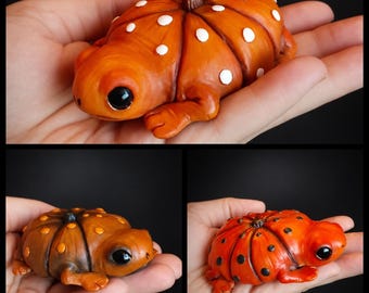 PREORDER Pumpkin Frog | Creepy Cute Polymer Clay Sculpture | Fall Halloween Decor | Handmade Frog Reptile Art | Spooky Pumpkin Creature