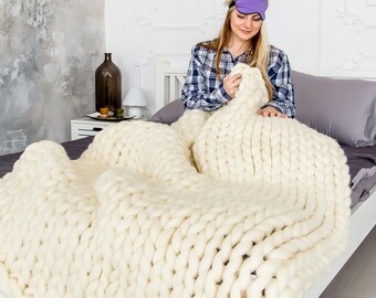 Super Chunky knit blanket, Chunky knit blanket, 3 inches stitch ,knitted blanket, Blanket, Cozy blanket, Wool blanket Throw, Chunky knits