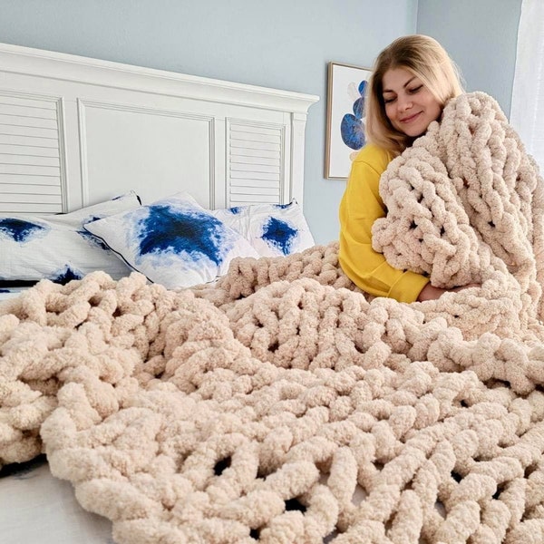 NEW EXTRA JUMBO chenille Blanket, Chunky Chenille yarn, Arm Knit Blanket, Chunky knit blanket, Super Chunky blanket, throw blanket, Blanket