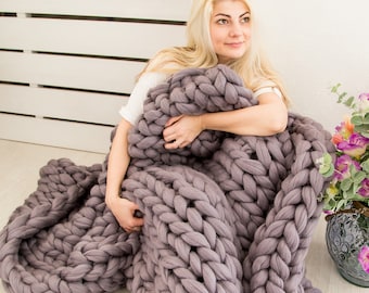 Chunky knit blanket, chunky knit throw, chunky blanket, giant knitted blanket, Throw blanket, Arm knitted blanket, Throw, Merino wool yarn