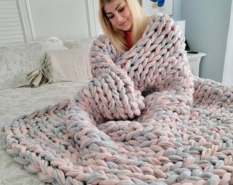 Chunky Knit Blanket: Cotton Polyester Blend, Cozy Throw UK