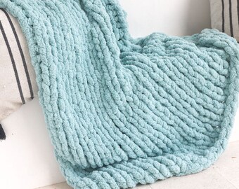 Super Chunky Knitted Chenille Throw Blanket