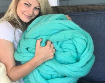 Merino Wool, roving, Chunky yarn, Chunky knits, Merino wool yarn, yarn, arm knit, arm knitting, wool, chunky wool, big wool
