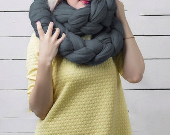 Chunky Knit Scarf, Arm knitting scarf, Knit Scarf, Oversized Scarf, Scarf, Chunky Scarf, Big Scarf, Wool Scarf, Merino Wool