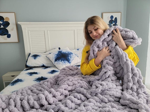 Fluffy Chenille Chunky Blanket Throw, Super Chunky Knitted Blanket, Arm Knit  Blanket Made With Chenille Yarn, Chenille Blanket, Bedspread 