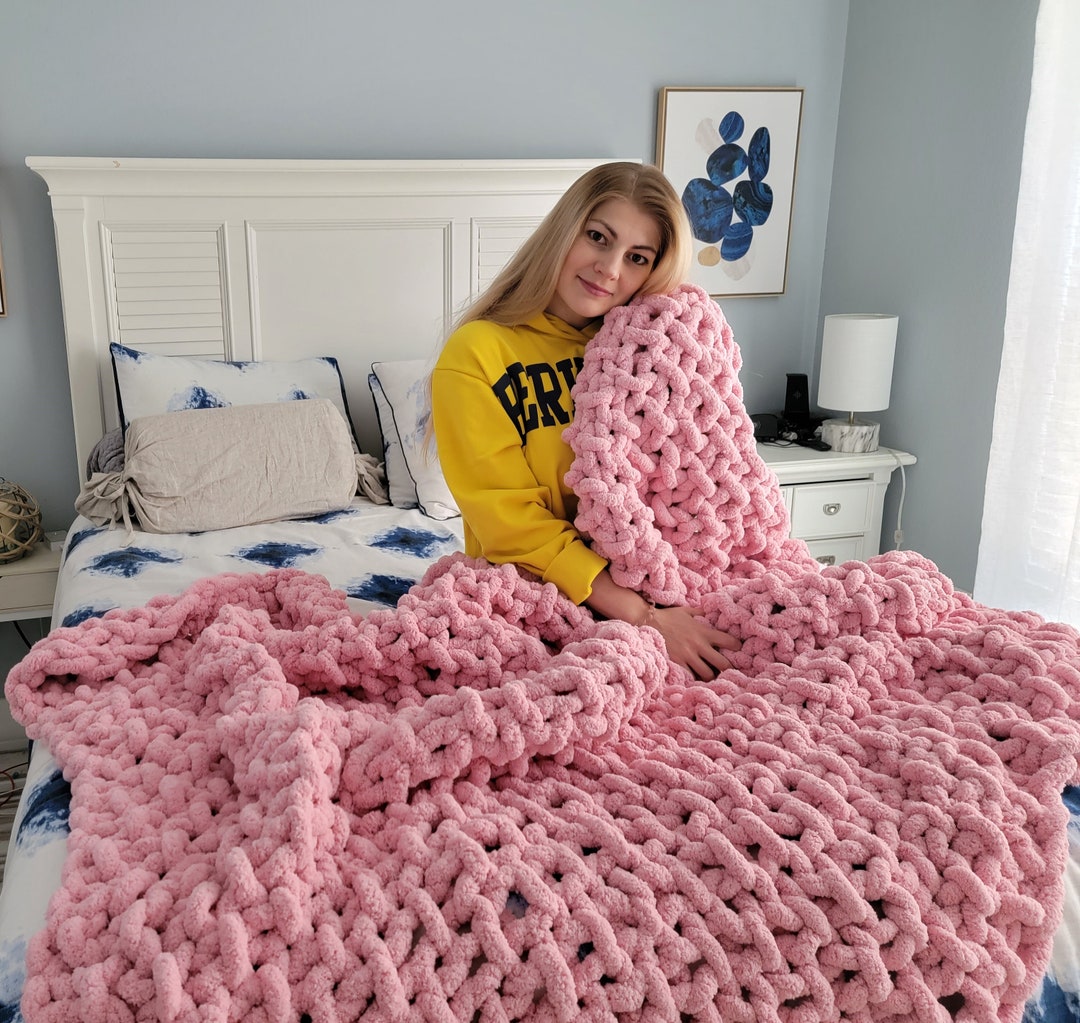Pink Chunky Knit Blanket Chunky Chenille Throw Blanket Christmas Blanket Soft Throw Blanket Chenille Knitted Blanket Winter Throw Etsy