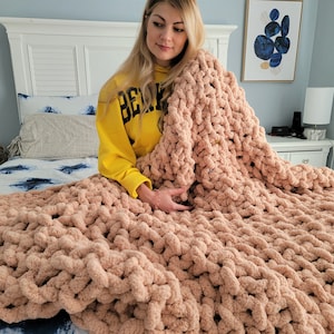 Knit Throw Blanket - Throw Couch Knitted Blanket - Chunky Chenille Blanket- Super Chunky Knitted Throw - Cozy Chenille Throw - Gift for Her