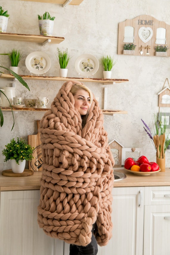 Chunky Giant Knit Blanket