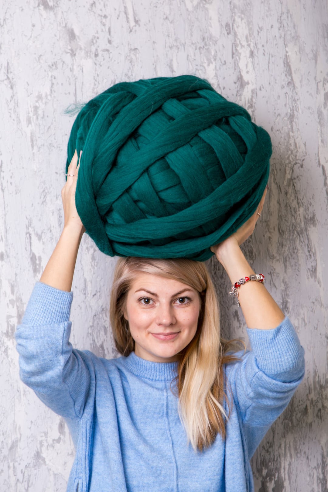 Merino Wool, Yarn Roving, Chunky Yarn, Big Yarn, Super Chunky Yarn