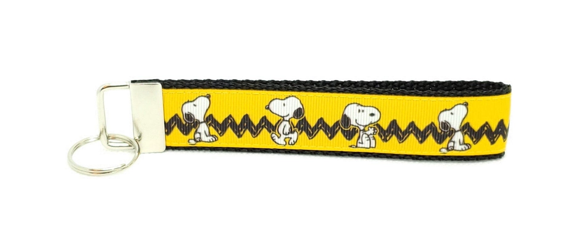 Snoopy Keychain Snoopy Key Fob Snoopy Wristlet Snoopy Key Ring Etsy UK