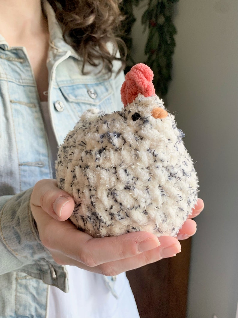 Mabel Chicken CROCHET PATTERN image 4