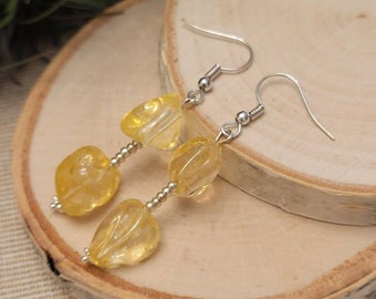 Pale yellow rock earrings