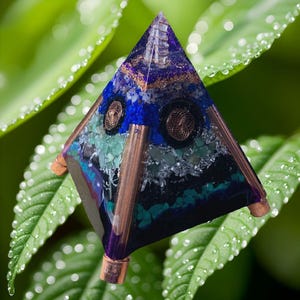 Deep Cleansing Harmonizer Pyramid - 7" tall, stable