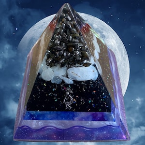 Dancing in the Moonlight Shungite Activated Orgone Pyramid - gratitude, openness, 4.5" tall