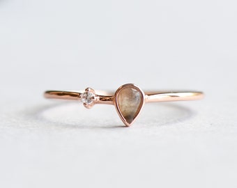 Rose Gold Vermeil Ring, Labradorite Ring, Minimalist Ring, Teardrop Ring, Dainty Ring, 925 Sterling Silver Ring R1