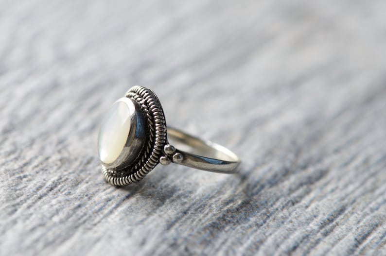 Mother of Pearl Cocktail Ring, 925 Sterling Silver, Antique Style Ring, Boho Ring, Bohemian Ring, Vintage Style Ring, Statement Jewelry image 3